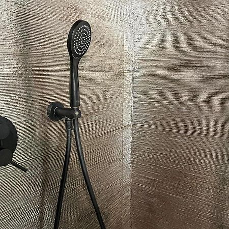 Al 115 Rooms Каляри Екстериор снимка