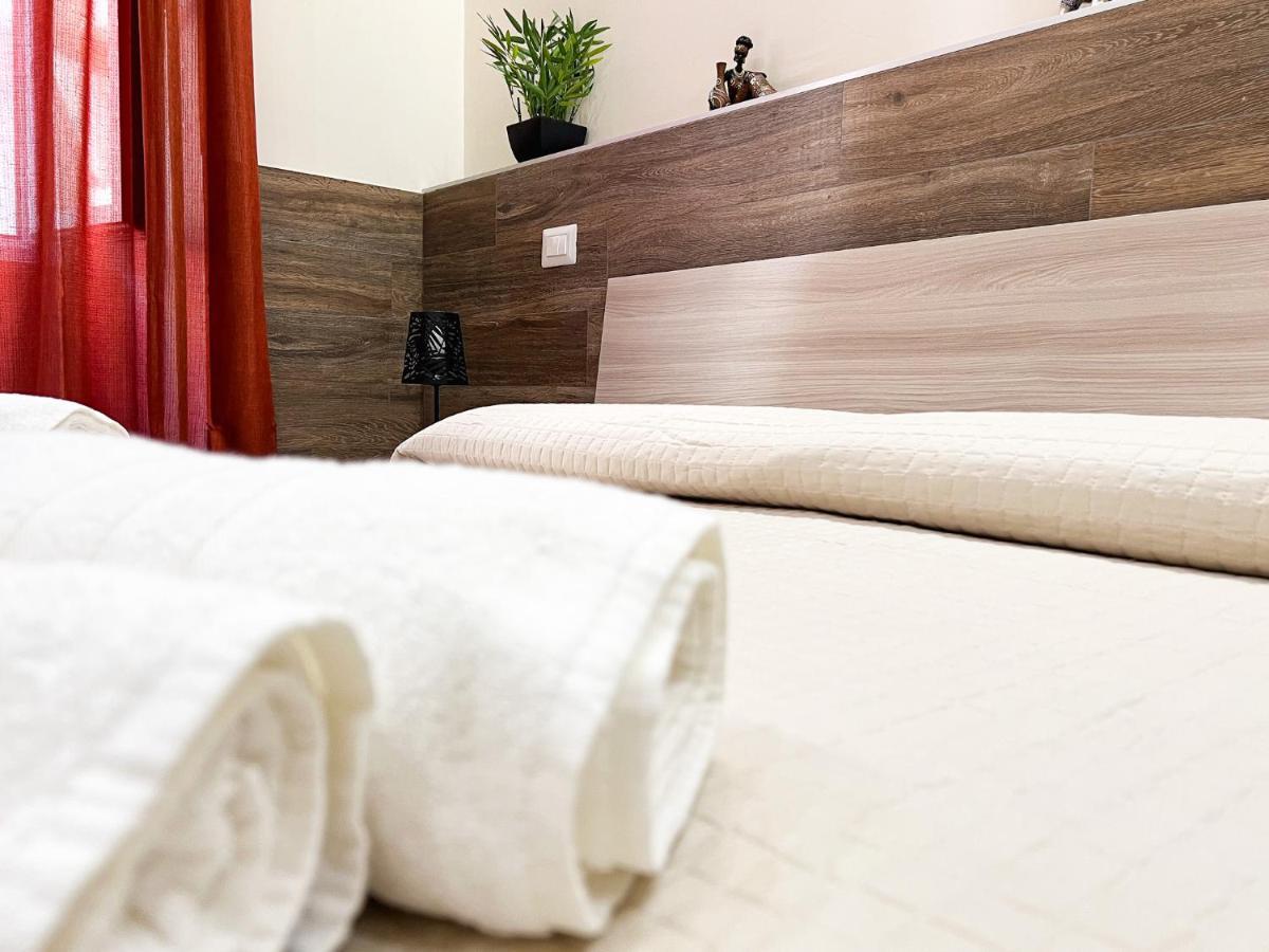 Al 115 Rooms Каляри Екстериор снимка