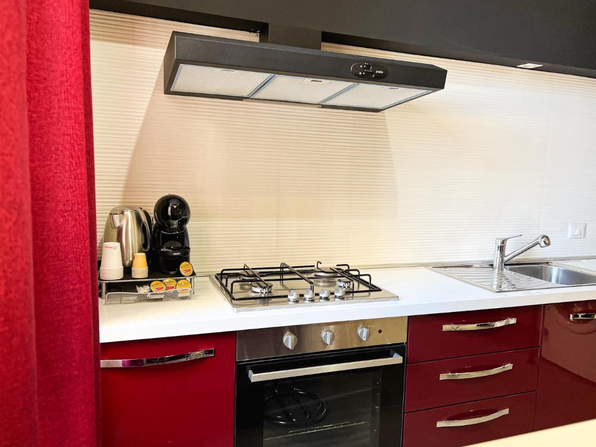 Al 115 Rooms Каляри Екстериор снимка