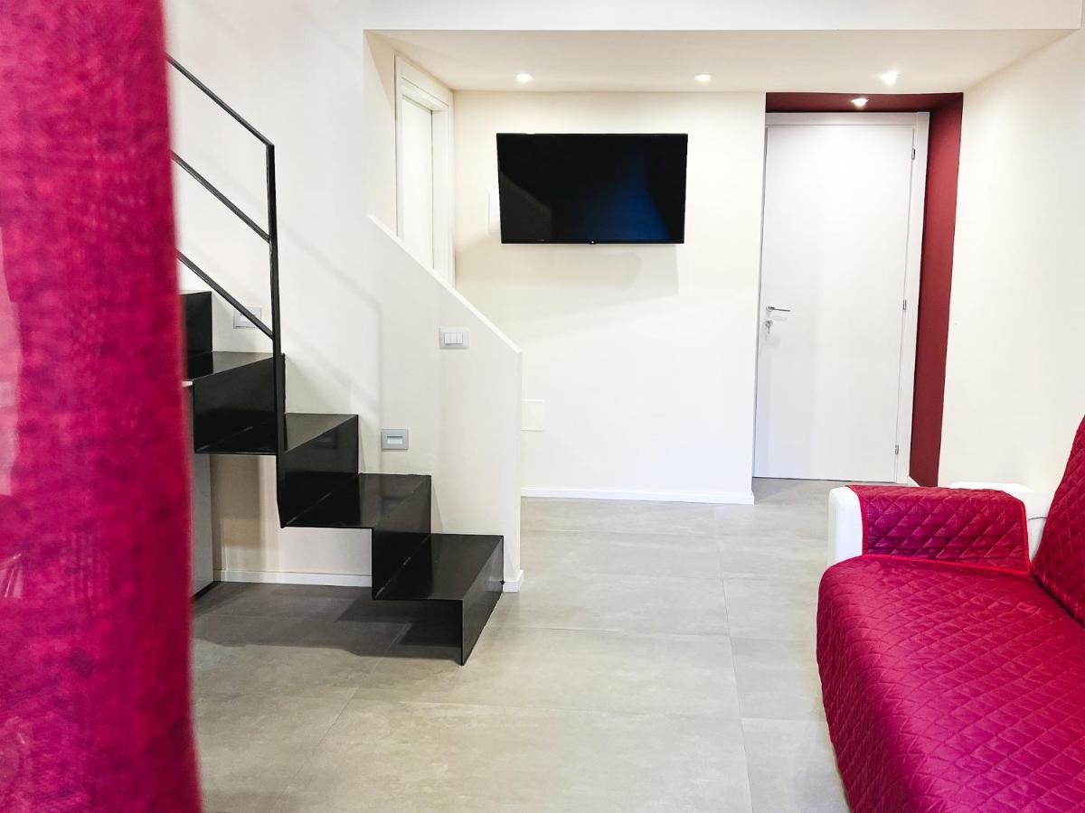 Al 115 Rooms Каляри Екстериор снимка