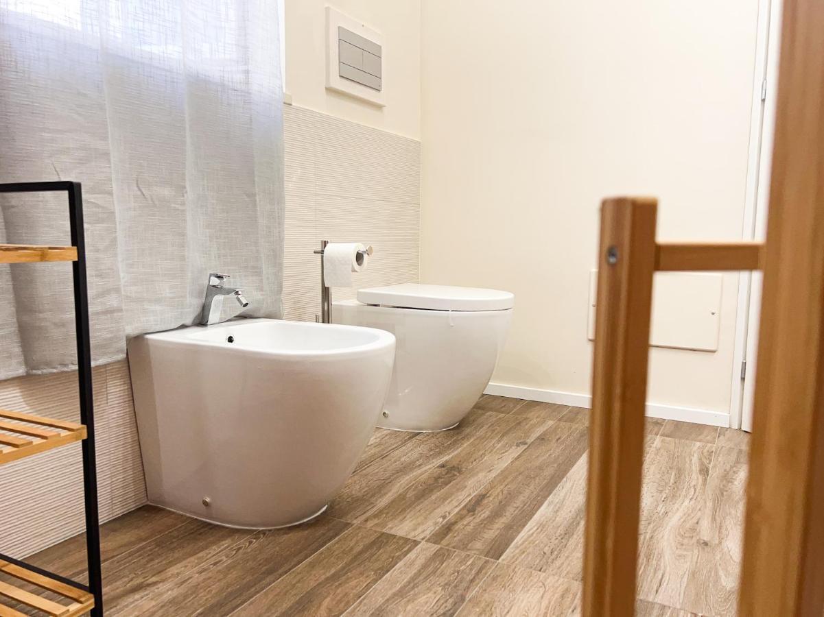 Al 115 Rooms Каляри Екстериор снимка