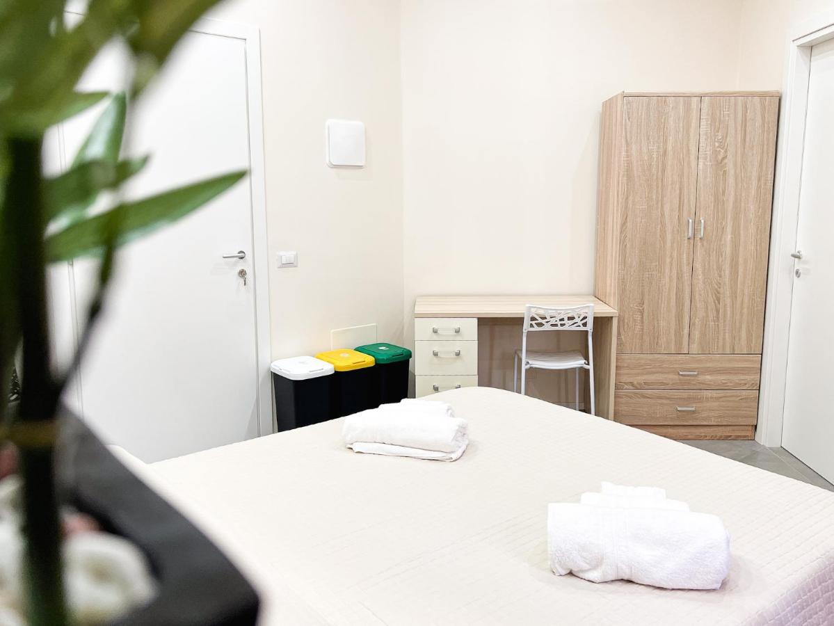 Al 115 Rooms Каляри Екстериор снимка