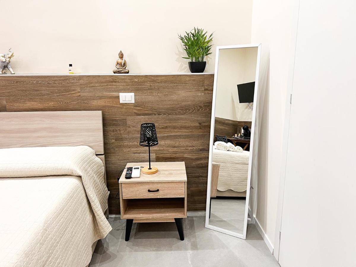 Al 115 Rooms Каляри Екстериор снимка