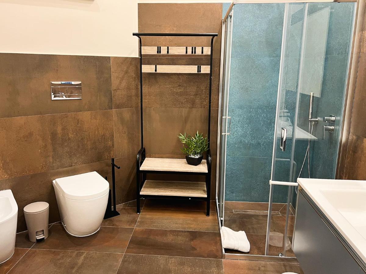Al 115 Rooms Каляри Екстериор снимка